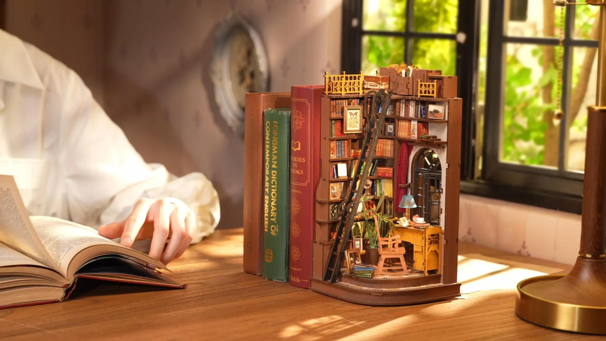 What Exactly Is a Book Nook