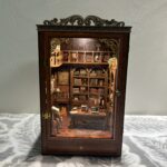 Wooden Vintage Bookstore Book Nook